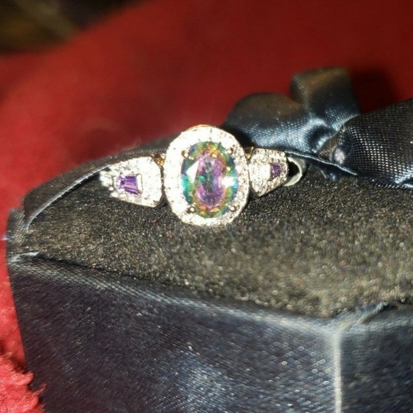 Gorgeous size 6 Mystic Topaz Womens ring Sterling silver - Picture 2 of 6